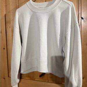 Lululemon perfectly oversized cropped crew size 4